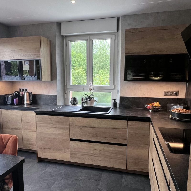 Cuisine à Ingwiller 1 moderne et fonctionnelle avec rangements intégrés