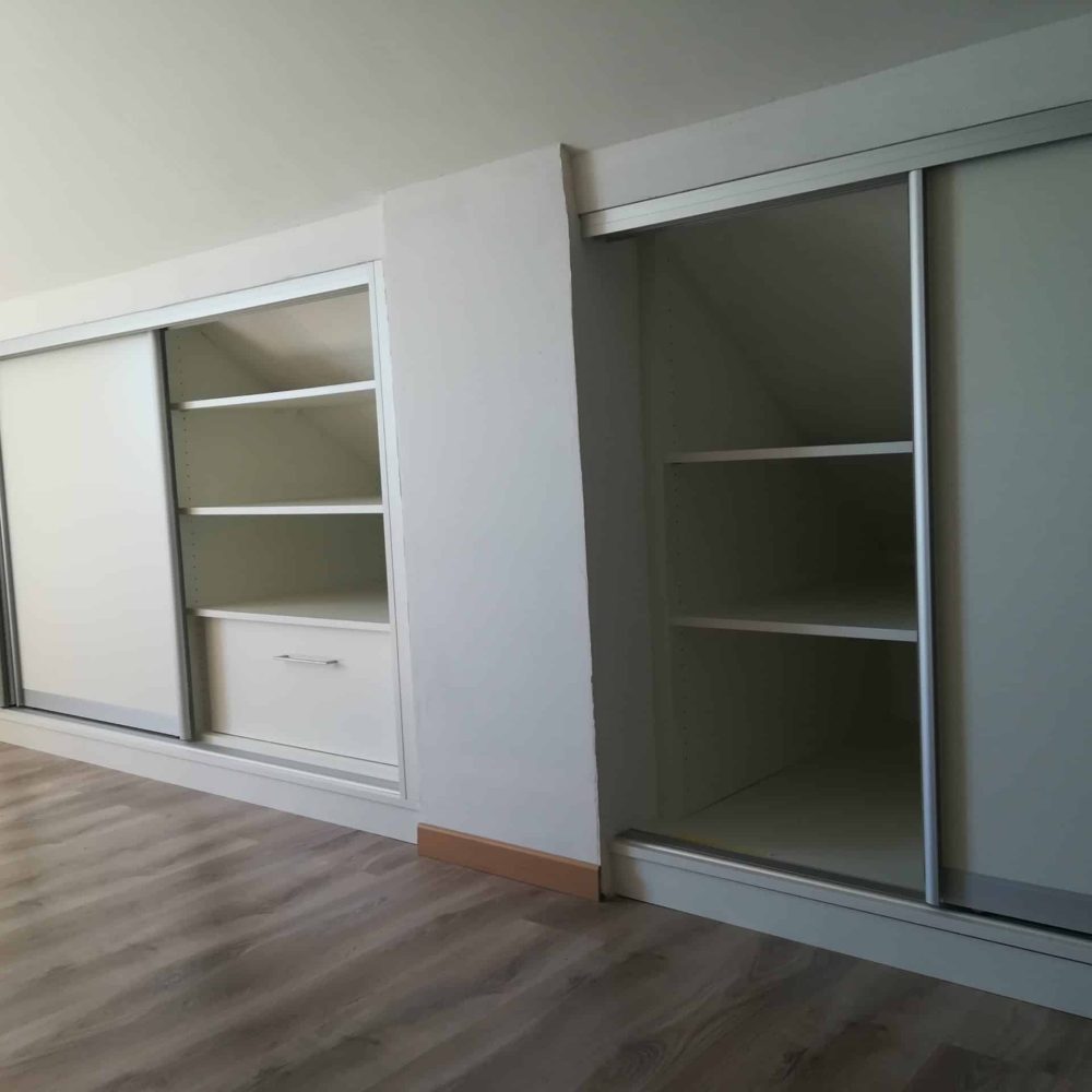 Placards sur mesure sous pente