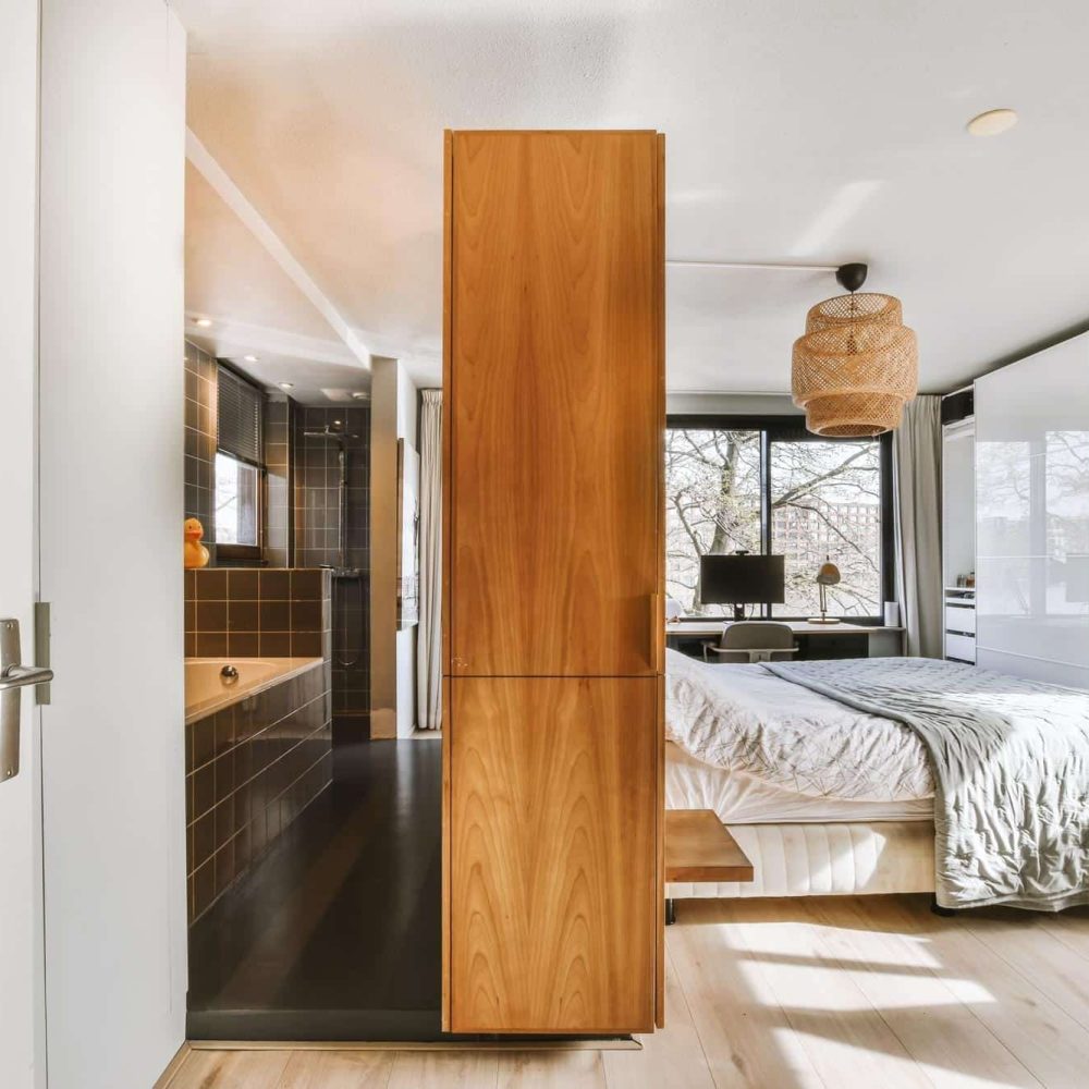 Placard sur mesure parfaitement adapté à une chambre à coucher